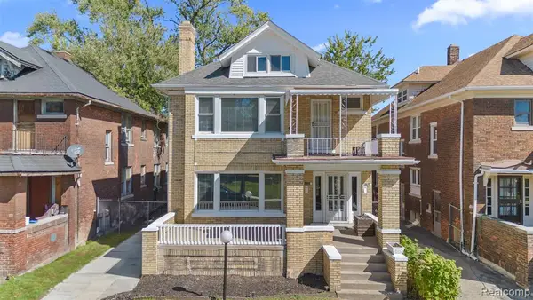 5154-5156 Burns, Detroit, MI 