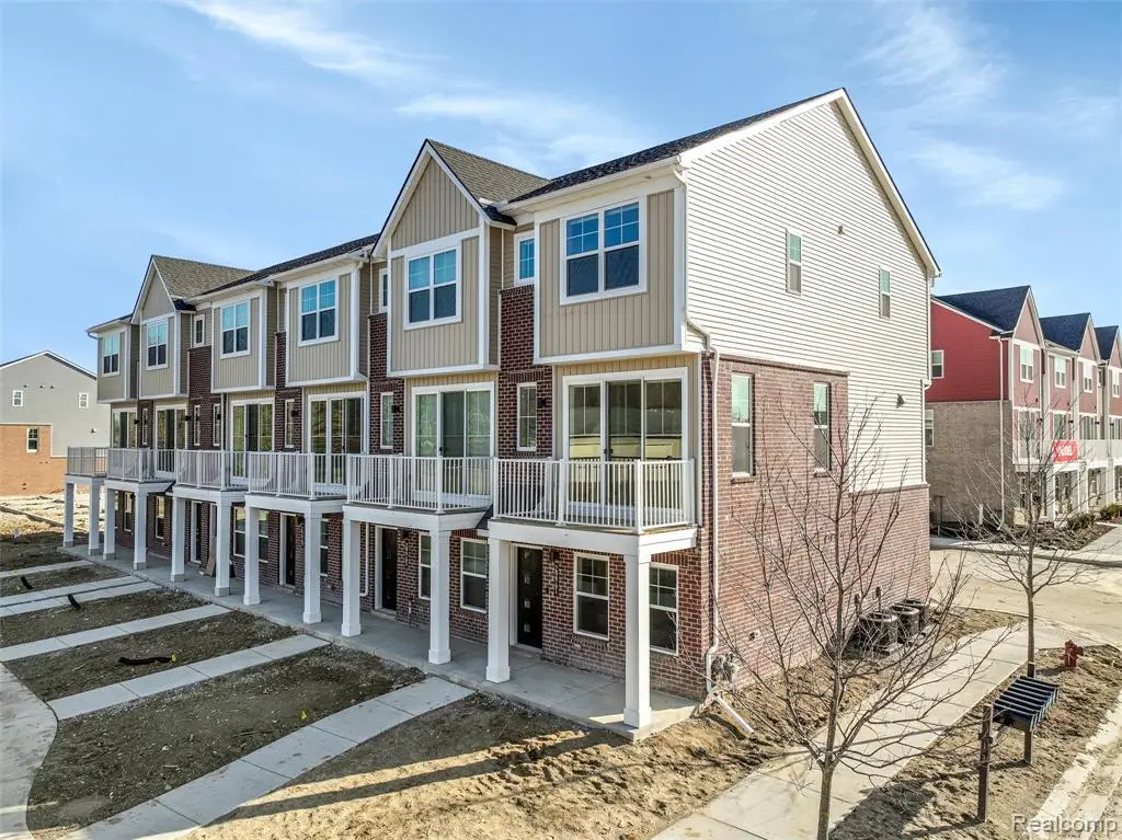 30017 Center #015, New Hudson, MI 48165 - Image #1