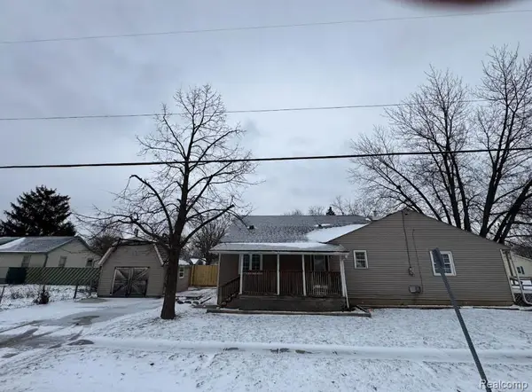 2099 Brady, Burton, MI 48529