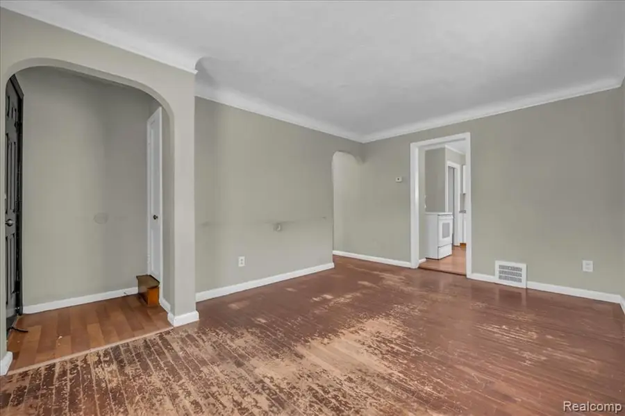 18981 Kenosha, Harper Woods, MI 48225 - #3