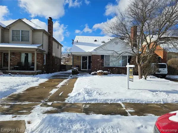 243 Devonshire, Dearborn, MI 