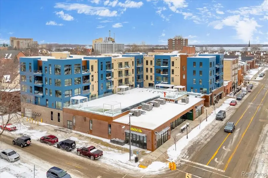 166 Oak #PH6, Wyandotte, MI  - Image #2