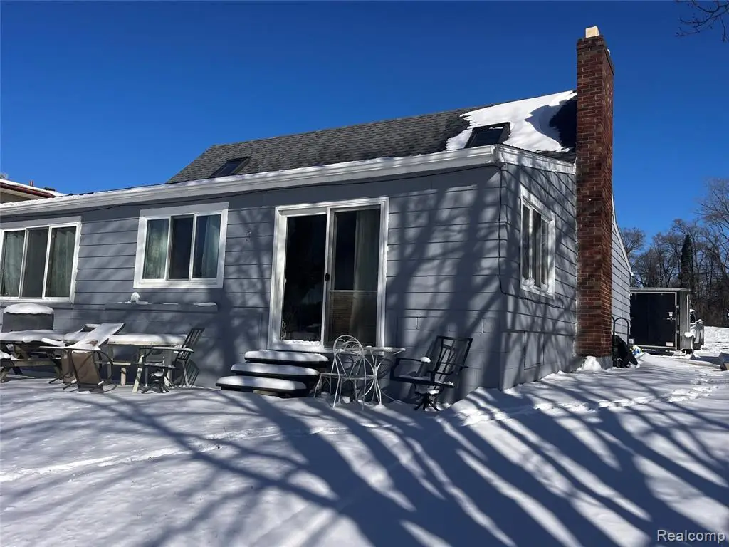 8252 Woodland Shore, Brighton, MI  - #1