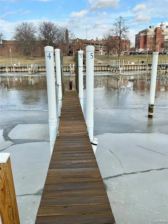 BOAT WELL #5 Boat, Port Huron, MI 48060 - Image #1