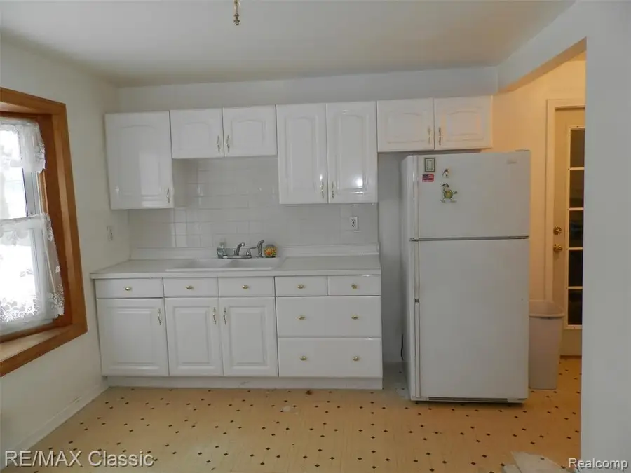 20509 Poinciana, Redford, MI  - Image #2