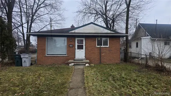 1040 E Bernhard, Hazel Park, MI 48030