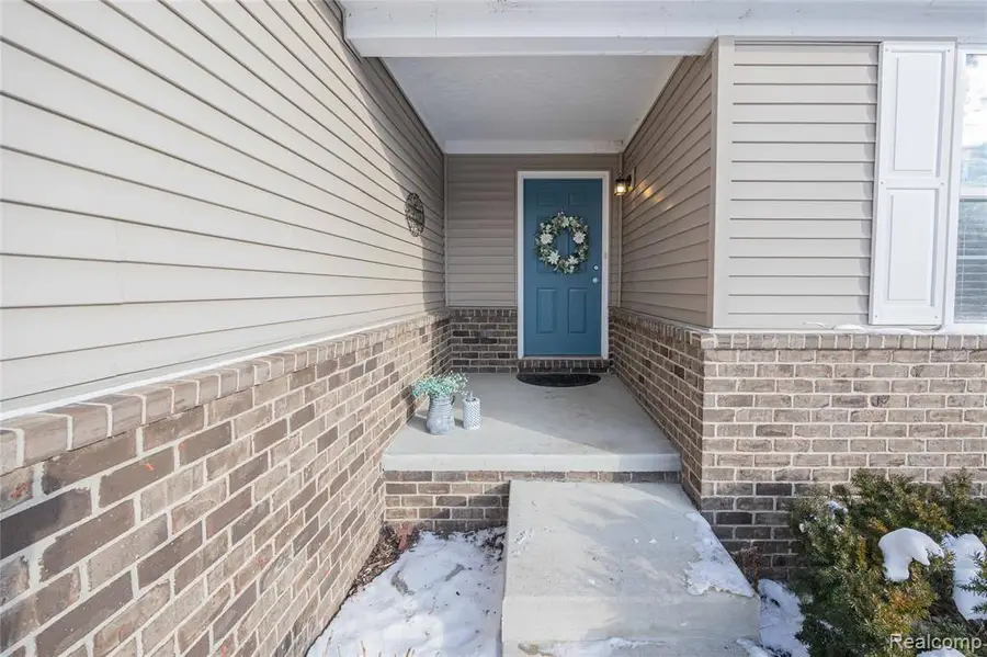 17155 Theresa, New Boston, MI  - Image #3