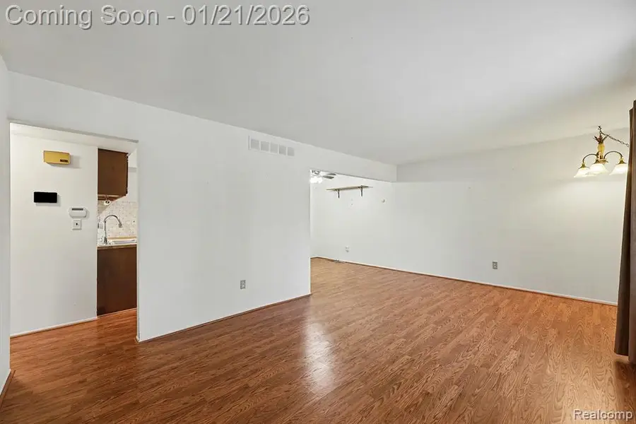 24570 Quad Park, Clinton Township, MI  - Image #3