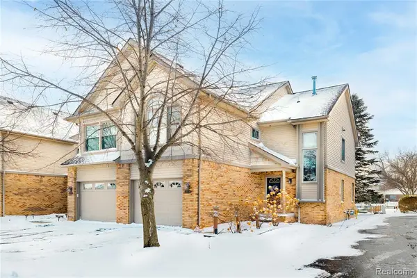 27824 Reo, Grosse Ile, MI 