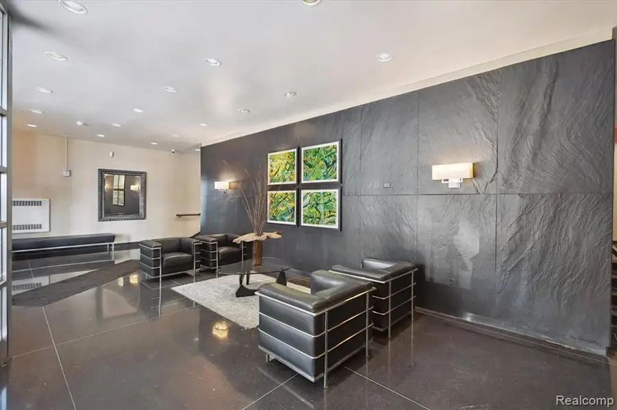 8200 Jefferson #102, Detroit, MI 48214 - Image #3