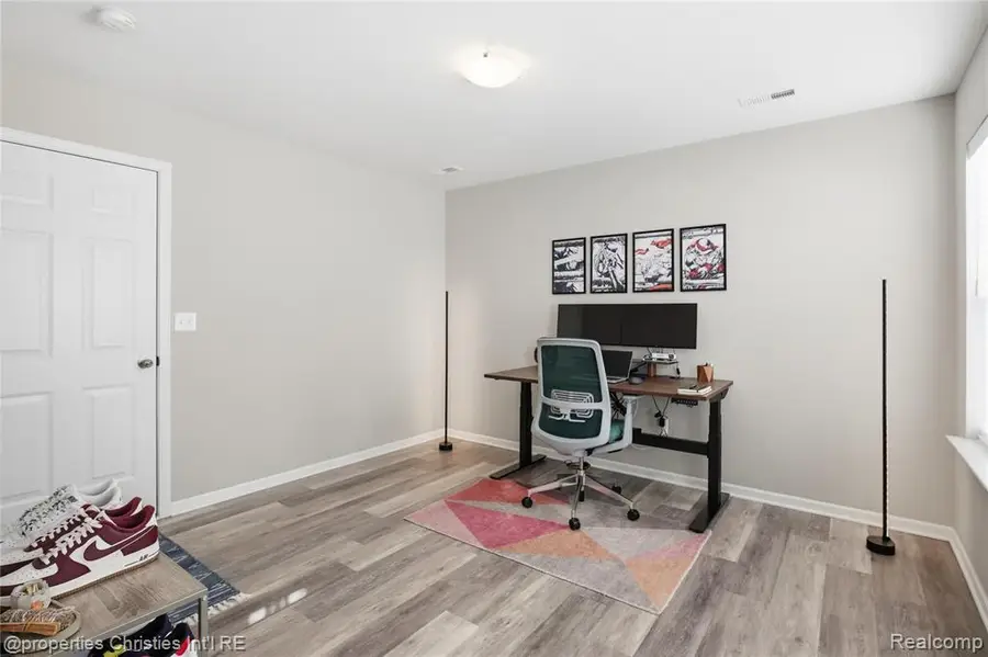 401 Jeff Keeton #40, Hazel Park, MI  - Image #3