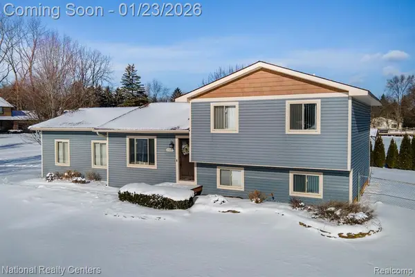 3955 Westlyn, Lake Orion, MI 