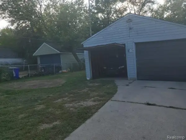 7407 Rosemont, Detroit, MI 48228