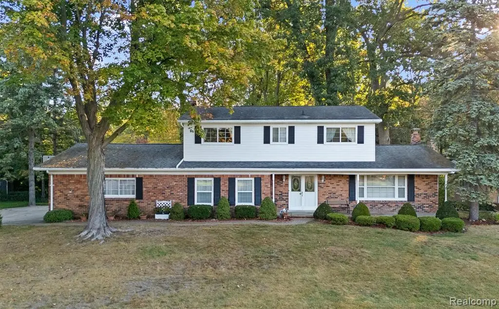 52580 Southdown, Shelby Charter Township, MI  - Image #1