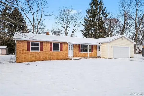 5396 Oaktree, Flint, MI 