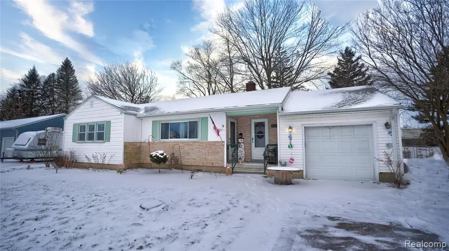 2059 Covert, Burton, MI  - #3