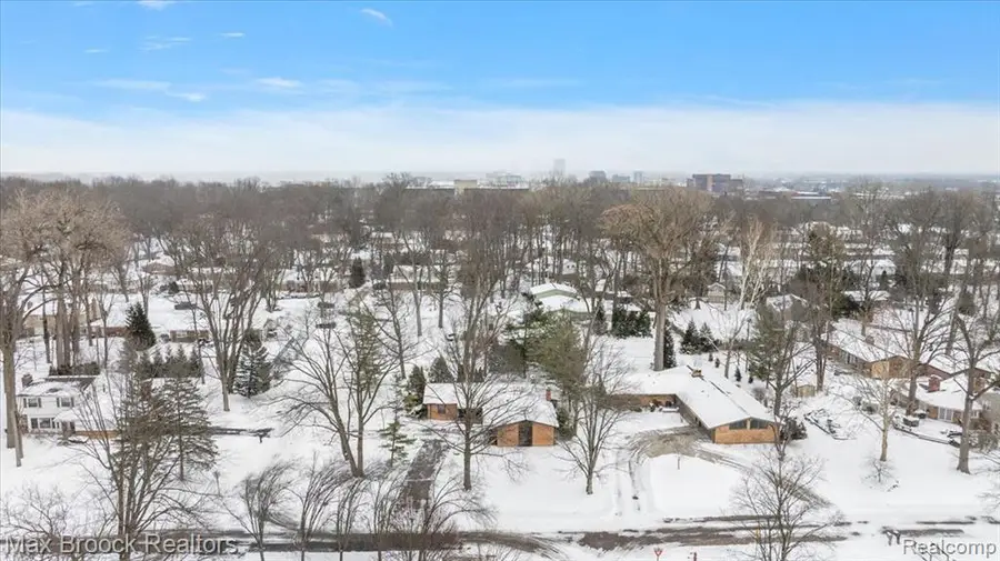 3096 Myddleton, Troy, MI  - Image #2