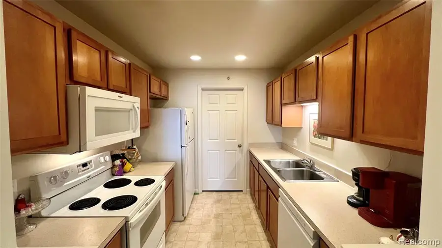 4378 Deeside, Brighton, MI  - Image #3