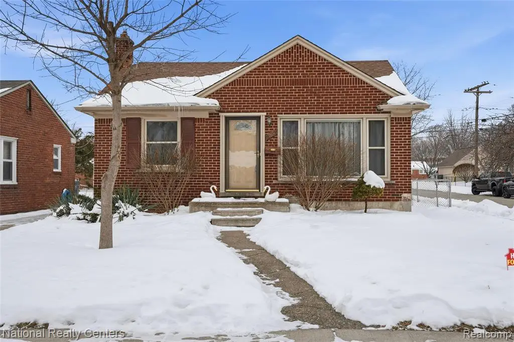 2000 Byrd, Dearborn, MI 48124 - #1