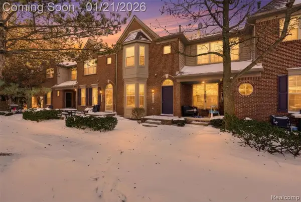 41260 Maplewood #5, Canton, MI 