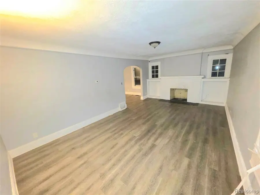 15384 Kentucky, Detroit, MI 48238 - #2