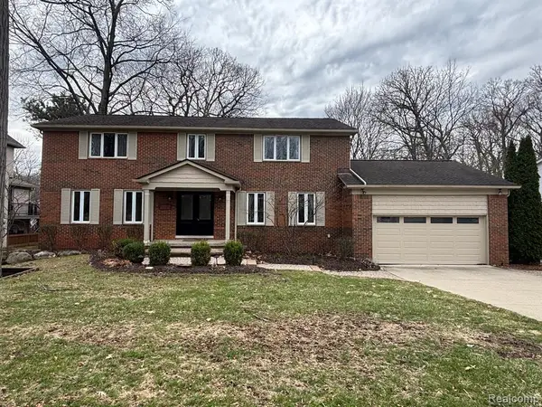 2695 Homewood, Troy, MI 48098