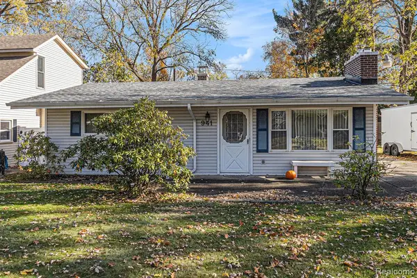 941 Marvell, Waterford, MI 