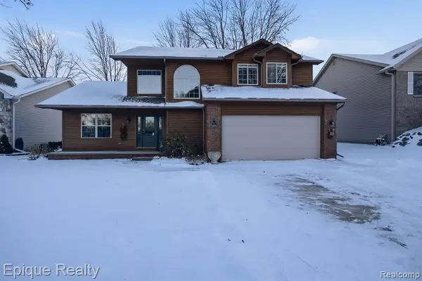 4085 Blue River, Saint Clair, MI 