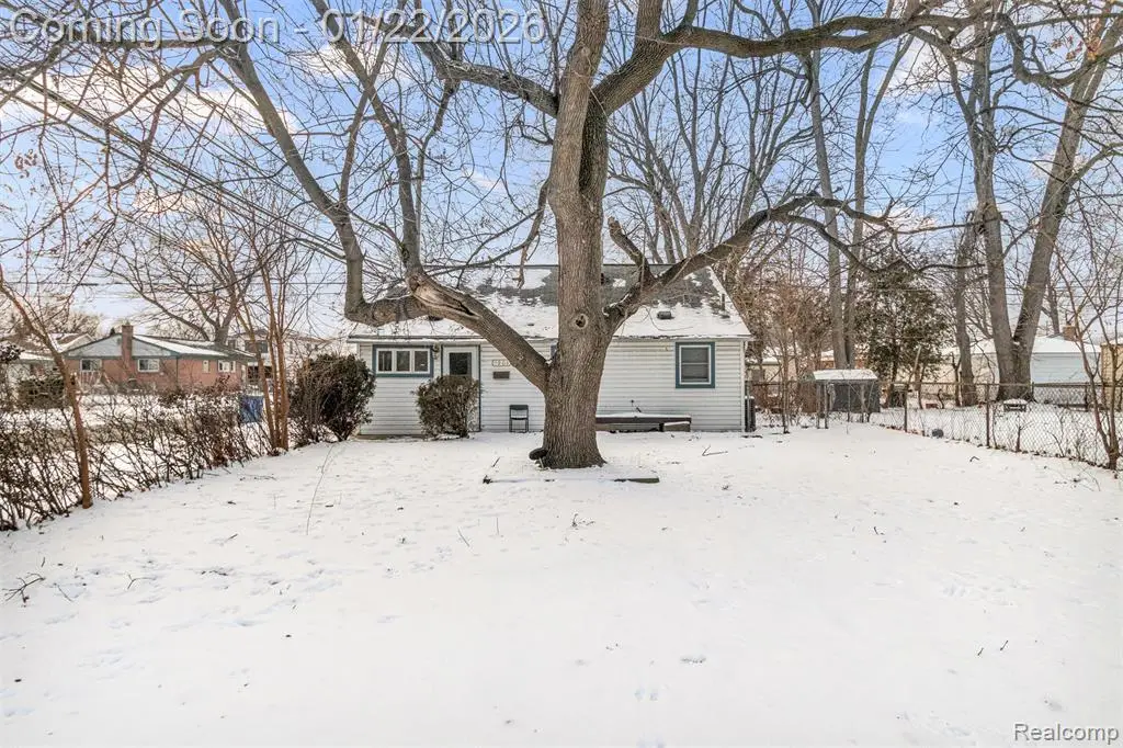 5903 N Silvery, Dearborn Heights, MI 48127 - #1