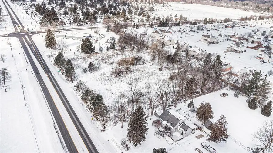 0 E Hill, Grand Blanc, MI 48439 - #3