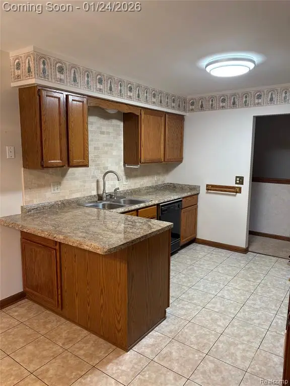 15542 Frederick, Clinton Township, MI  - Image #3