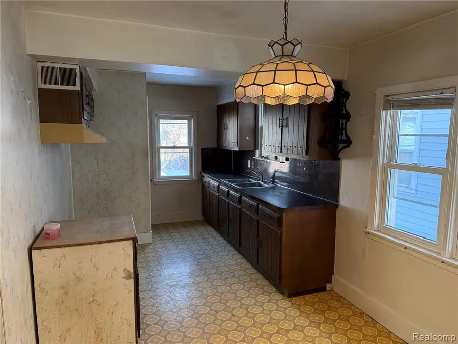 7377 Bernice, Center Line, MI  - #3