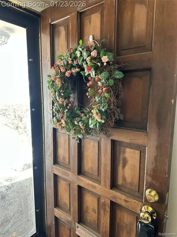 18059 University Park #39, Livonia, MI  - Image #2