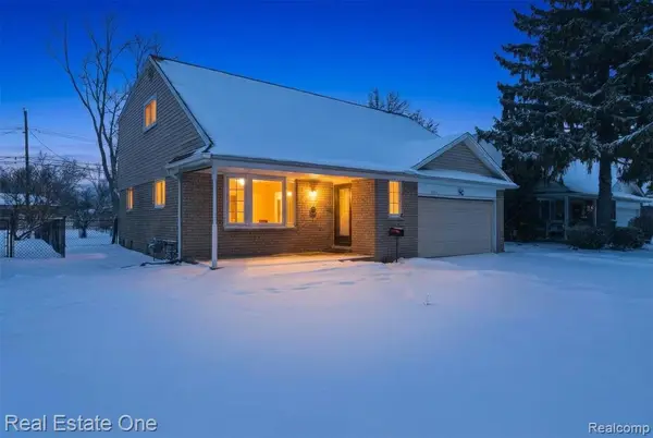 2811 Rhodes, Troy, MI 