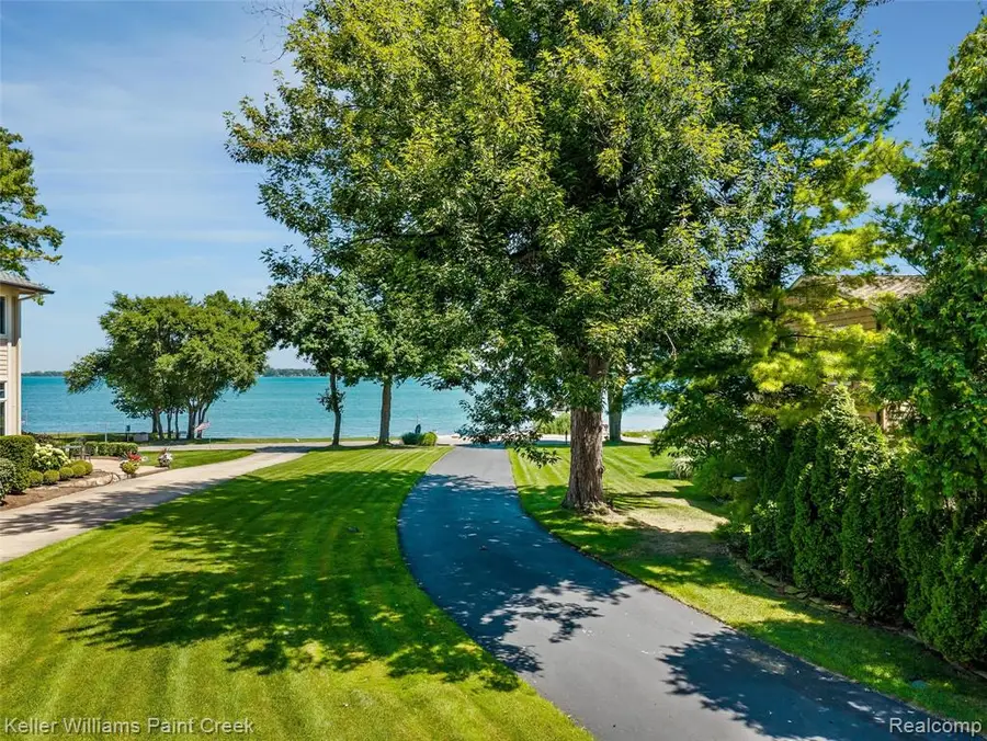 22220 E River, Grosse Ile, MI 48138 - #3