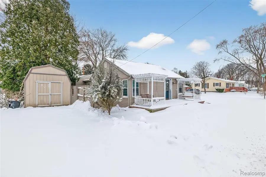 2224 Garfield, Port Huron, MI  - Image #3