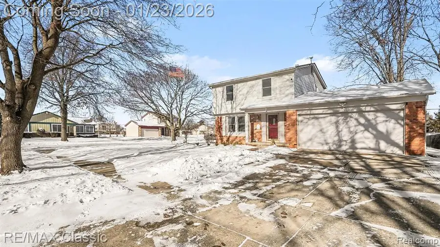 41878 Ravenwood, Canton, MI  - Image #3