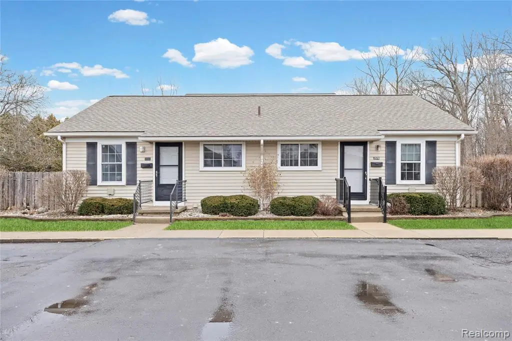 2960 Roundtree #59, Ypsilanti, MI  - Image #1