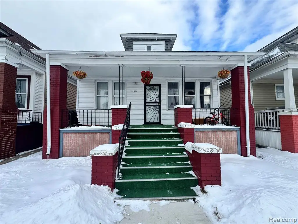 12624 Charest, Hamtramck, MI  - Image #1