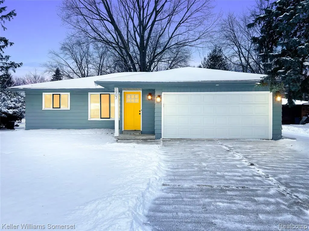 1907 Kirkton, Troy, MI  - #1