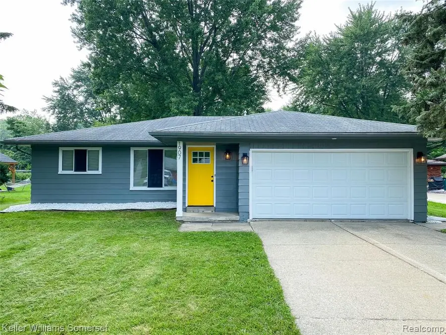 1907 Kirkton, Troy, MI  - #2