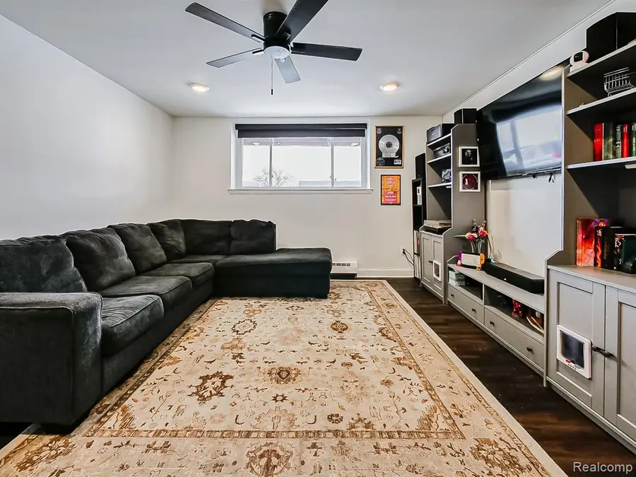 4905 Crooks A2, Royal Oak, MI  - Image #2