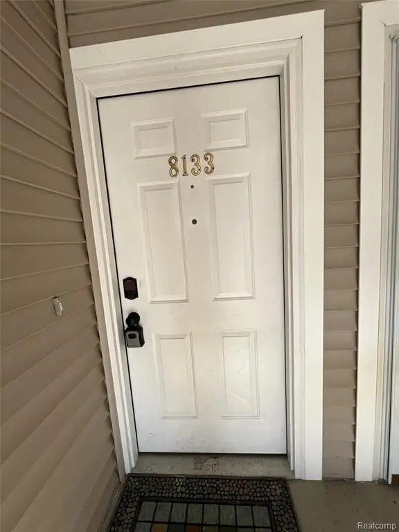 8133 Autumn Woods, Ypsilanti, MI  - Image #3