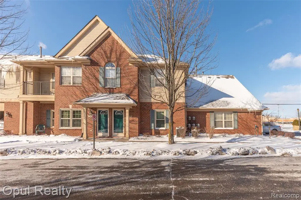 11698 Farmington, Livonia, MI  - Image #1
