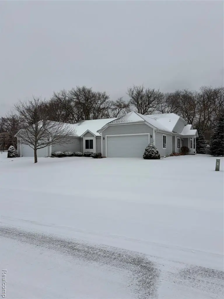 100 Aberdeen #36, Flushing, MI  - Image #2