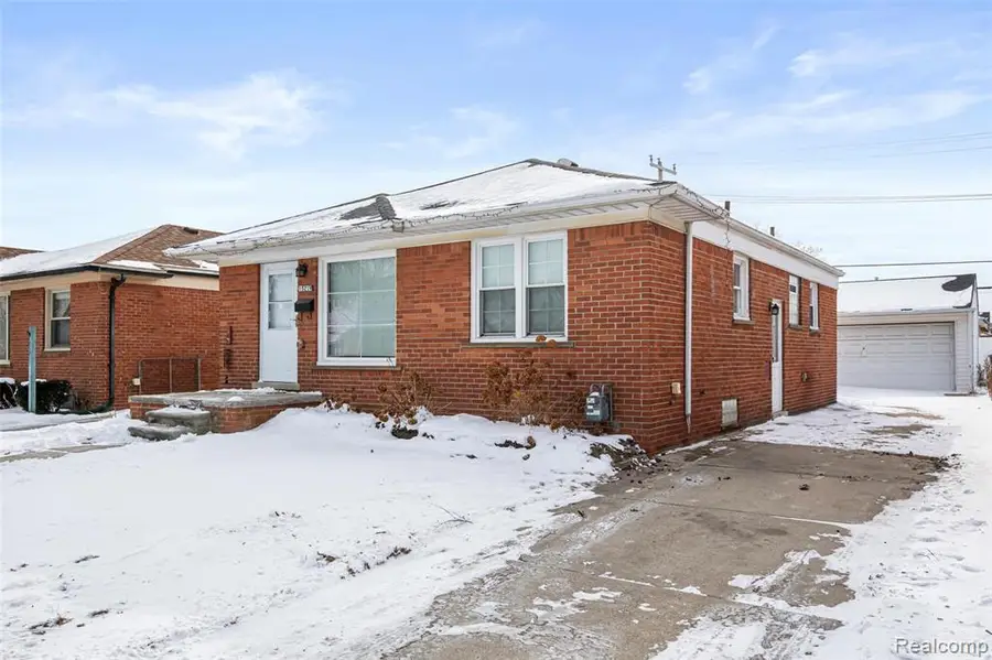 15219 University, Allen Park, MI  - #2