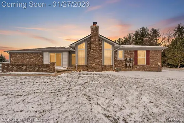 48686 French Creek, Utica, MI 