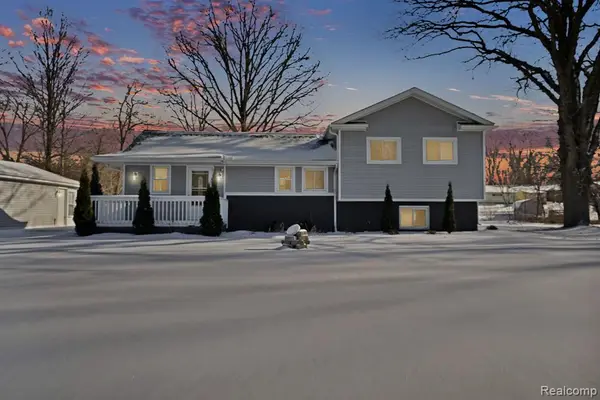 2514 N Genesee, Burton, MI 