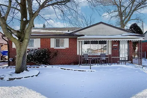 32429 Hazelwood, Westland, MI 48186