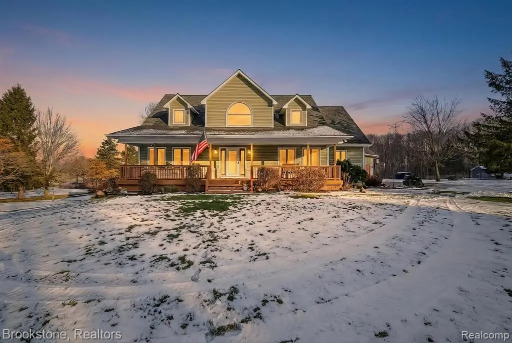 5163 Country Squire, Dryden, MI 48428 - #1
